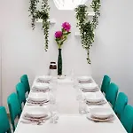 5 Bedrooms With Ac In Center Apartament