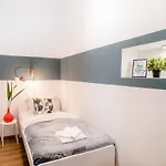 Apartament 5 Bedrooms With Ac In Center Budapesta