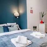 5 Bedrooms With Ac In Center *